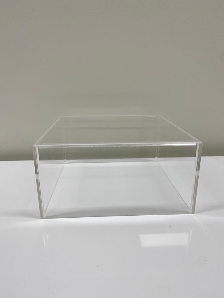 Hire Items – Acrylic Riser Square